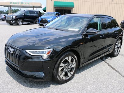 Used 2022 Audi e-tron Premium w/ Convenience Plus Package