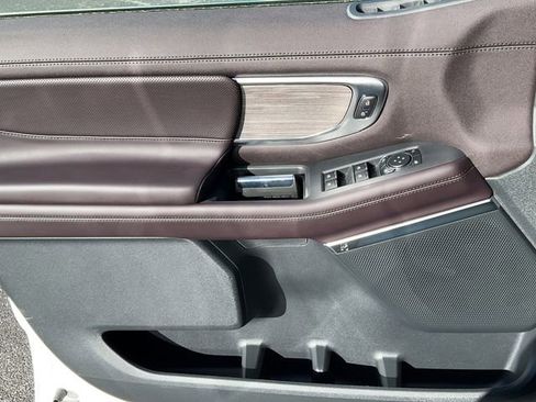 New 2025 Ford Expedition Platinum w/ Platinum Ultimate Package AWD/4WD image 13