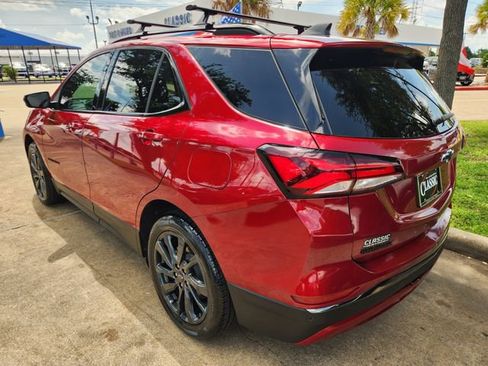 Used 2023 Chevrolet Equinox RS FWD image 4