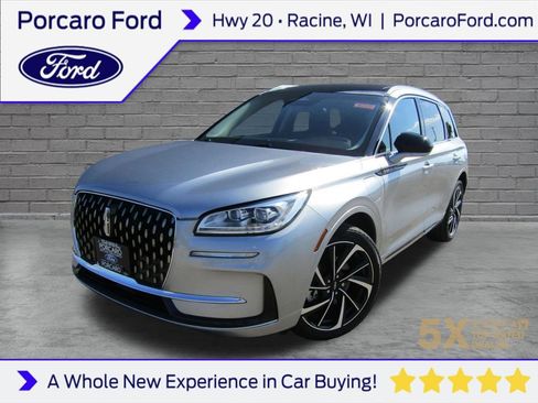 Used 2024 Lincoln Corsair Grand Touring AWD/4WD image 1