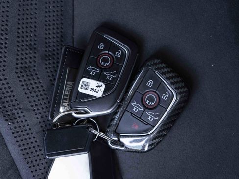 Used 2025 Chevrolet Corvette Stingray Preferred Cpe w/ 2LT image 68