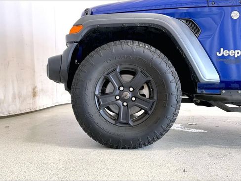 Used 2018 Jeep Wrangler Unlimited Sport S AWD/4WD image 6