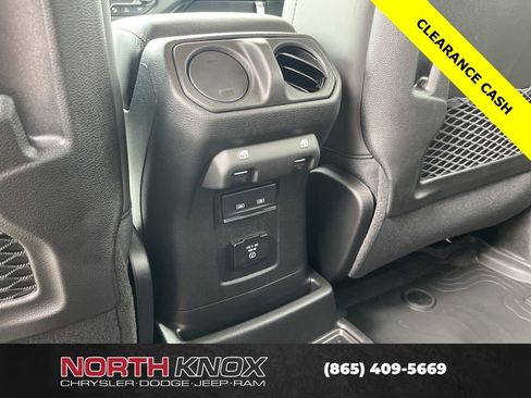 New 2025 Jeep Wrangler Unlimited Rubicon 392 image 23