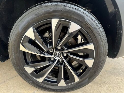 Certified 2025 MAZDA CX-50 2.5 Hybrid w/ Premium Plus Pkg AWD/4WD image 9
