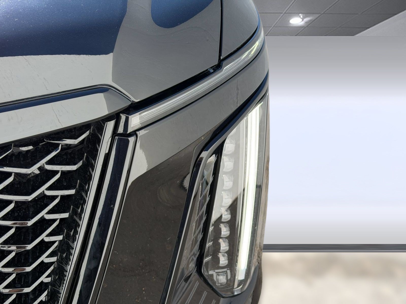 Certified 2026 Cadillac Escalade Platinum Sport w/ LPO, ONYX Package AWD/4WD image 24
