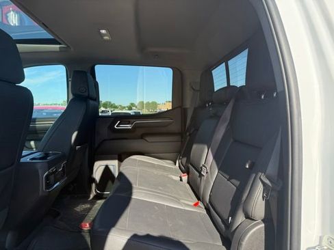Used 2024 GMC Sierra 1500 SLT w/ SLT Premium Plus Package AWD/4WD image 19