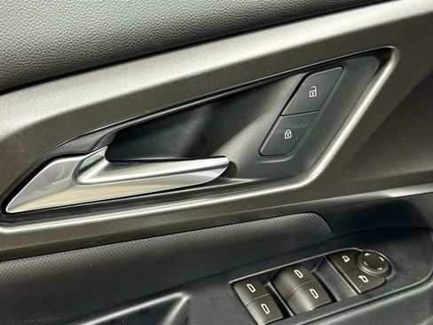 New 2026 Chevrolet Equinox EV LT image 21