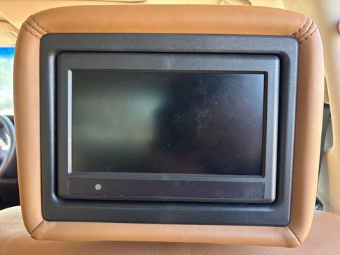 Used 2017 Nissan Armada Platinum w/ Captain Seat Package image 30