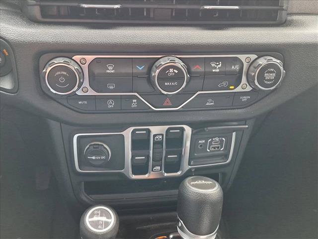 Used 2025 Jeep Gladiator Sport AWD/4WD image 12
