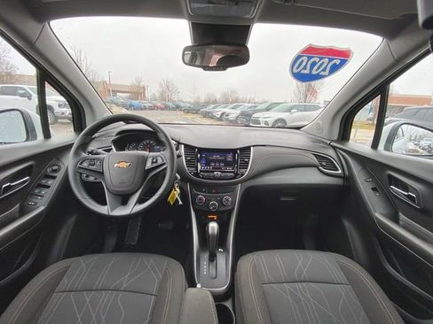 Used 2020 Chevrolet Trax LT image 18