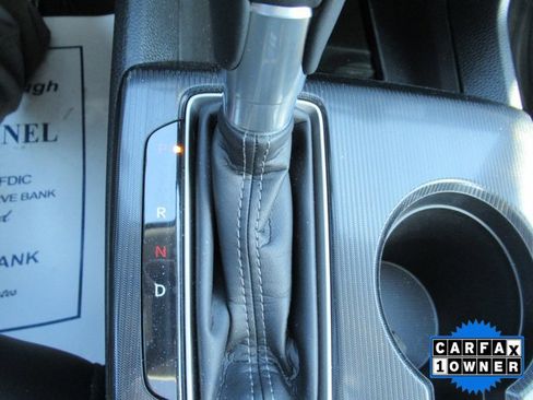 Used 2024 Honda Civic Touring image 30