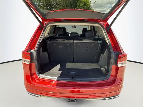 Used 2021 Volkswagen Atlas SE w/ Towing Package FWD image 24