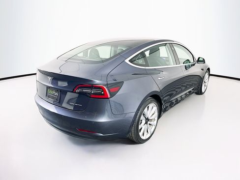 Used 2018 Tesla Model 3 Long Range AWD/4WD image 9