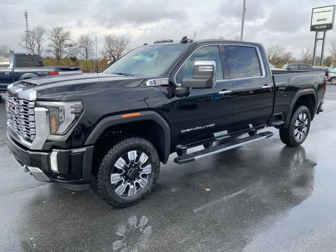 New 2026 GMC Sierra 2500 Denali w/ Denali Reserve Package image 11