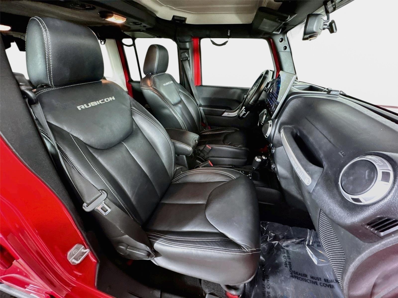 Used 2015 Jeep Wrangler Unlimited Rubicon AWD/4WD image 26