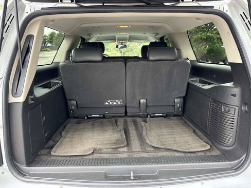 Used 2013 Chevrolet Suburban LTZ AWD/4WD image 31