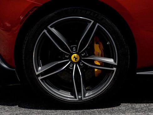 Used 2025 Ferrari Roma Spider RWD image 40