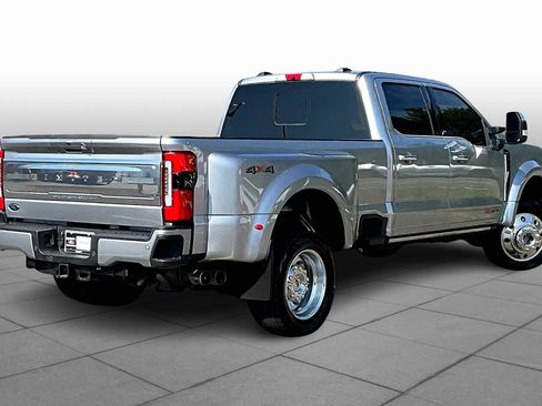 Used 2024 Ford F450 Limited image 23