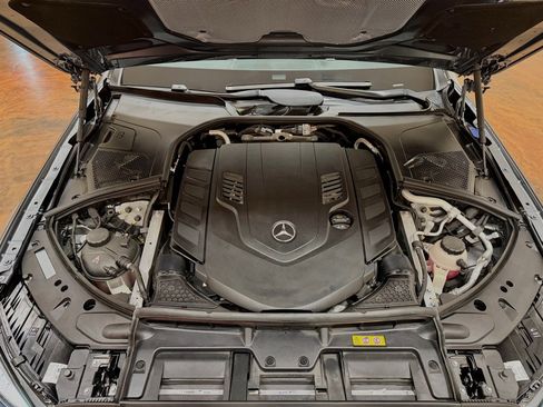 Used 2024 Mercedes-Benz Maybach S 580 MERCEDES-MAYBACH S 580 4MATIC image 27