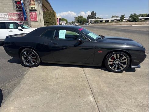 Used 2013 Dodge Challenger SRT8 w/ Harman Kardon Audio Group RWD image 4