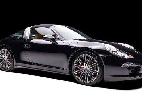 Used 2015 Porsche 911 Targa 4S AWD/4WD image 40