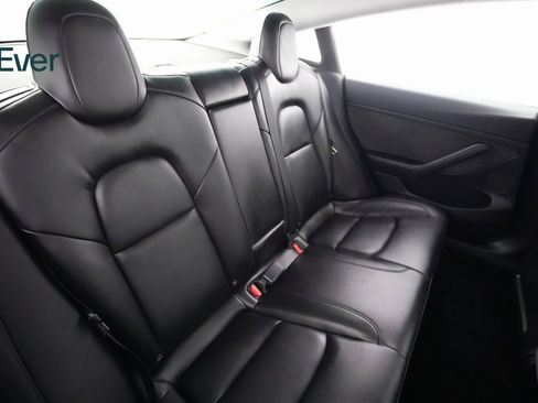 Used 2022 Tesla Model 3 Long Range image 9
