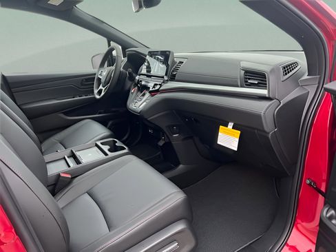 New 2026 Honda Odyssey Sport-L image 29