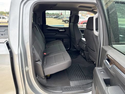 Used 2025 Chevrolet Silverado 1500 LT AWD/4WD image 11