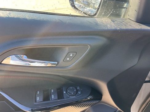 New 2026 Chevrolet Trax RS image 14