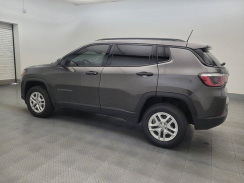 Used 2018 Jeep Compass Sport w/ Tech Group AWD/4WD image 3