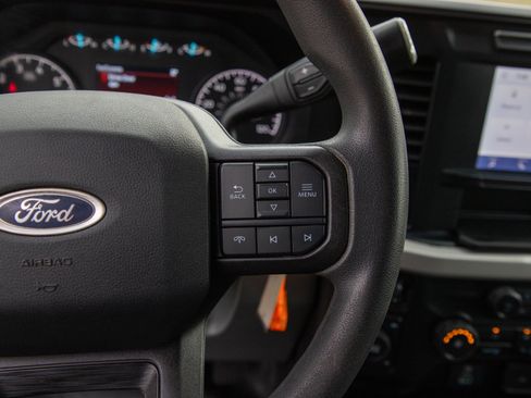 Used 2023 Ford F350 XLT AWD/4WD image 23