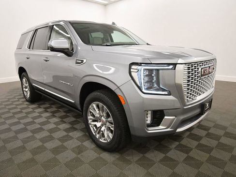 Used 2024 GMC Yukon Denali AWD/4WD image 10