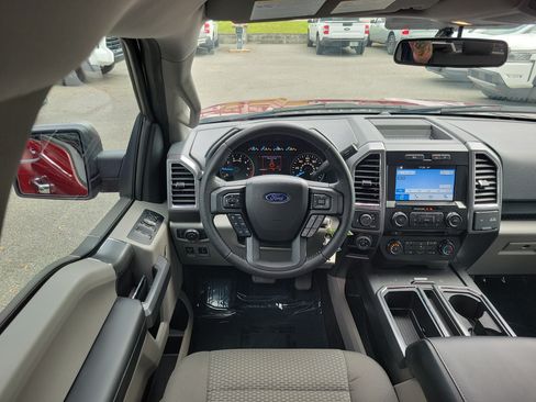 Used 2016 Ford F150 XLT w/ Equipment Group 302A Luxury RWD image 7
