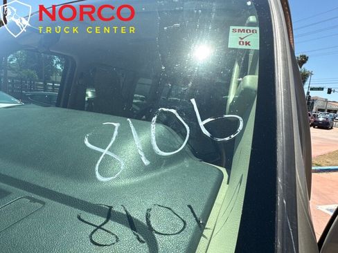 Used 2013 Ford E-350 and Econoline 350 XLT image 30