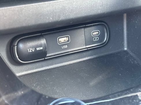 Certified 2025 Kia Seltos S AWD/4WD image 31