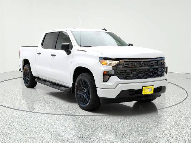 Used 2024 Chevrolet Silverado 1500 Custom w/ Turbomax Blackout Package RWD image 1