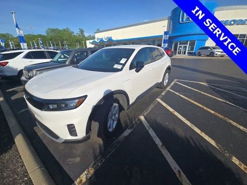 Used 2024 Honda Prologue EX image 3