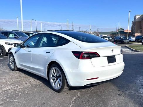 Used 2023 Tesla Model 3 Standard Range image 8