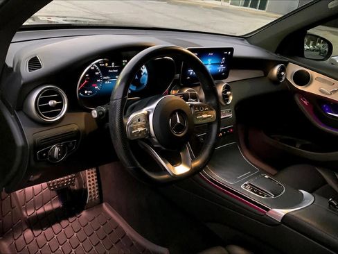 Used 2022 Mercedes-Benz GLC 300 image 17