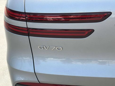New 2026 Genesis GV70 2.5T Advanced AWD/4WD image 14