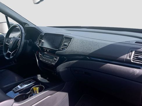 Used 2024 Honda Ridgeline Black Edition image 30