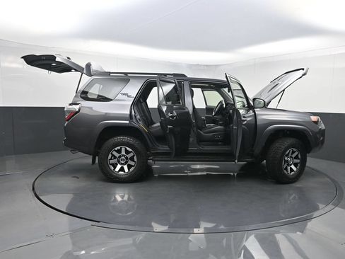 Used 2023 Toyota 4Runner TRD Off-Road Premium w/ Off Road Premium Plus Package AWD/4WD image 35