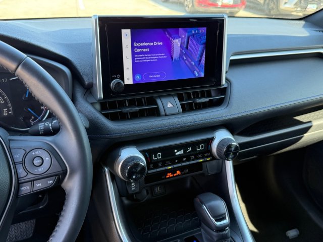 Used 2023 Toyota RAV4 SE AWD/4WD image 13