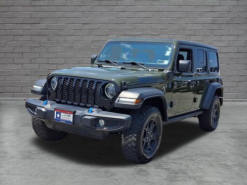 Used 2023 Jeep Wrangler Unlimited w/ Dual Top Group AWD/4WD image 5