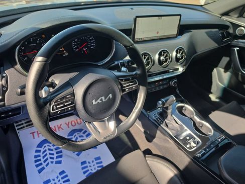 Used 2023 Kia Stinger GT-Line AWD/4WD image 12
