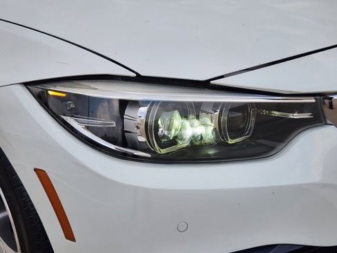 Used 2018 BMW 430i Convertible image 9