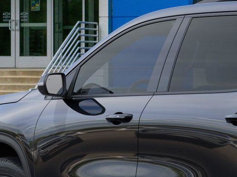 New 2026 Chevrolet Traverse LT w/ Midnight/Sport Edition FWD image 12