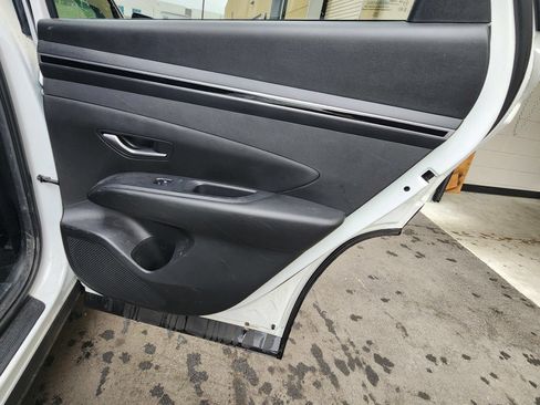 Certified 2022 Hyundai Tucson SEL w/ Cargo Package FWD image 20
