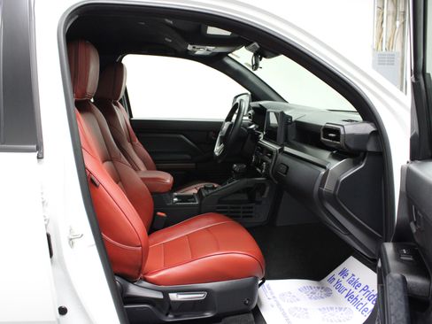 Used 2025 Toyota 4Runner SR5 RWD image 16