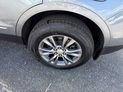 Used 2021 Cadillac XT5 Premium Luxury image 11